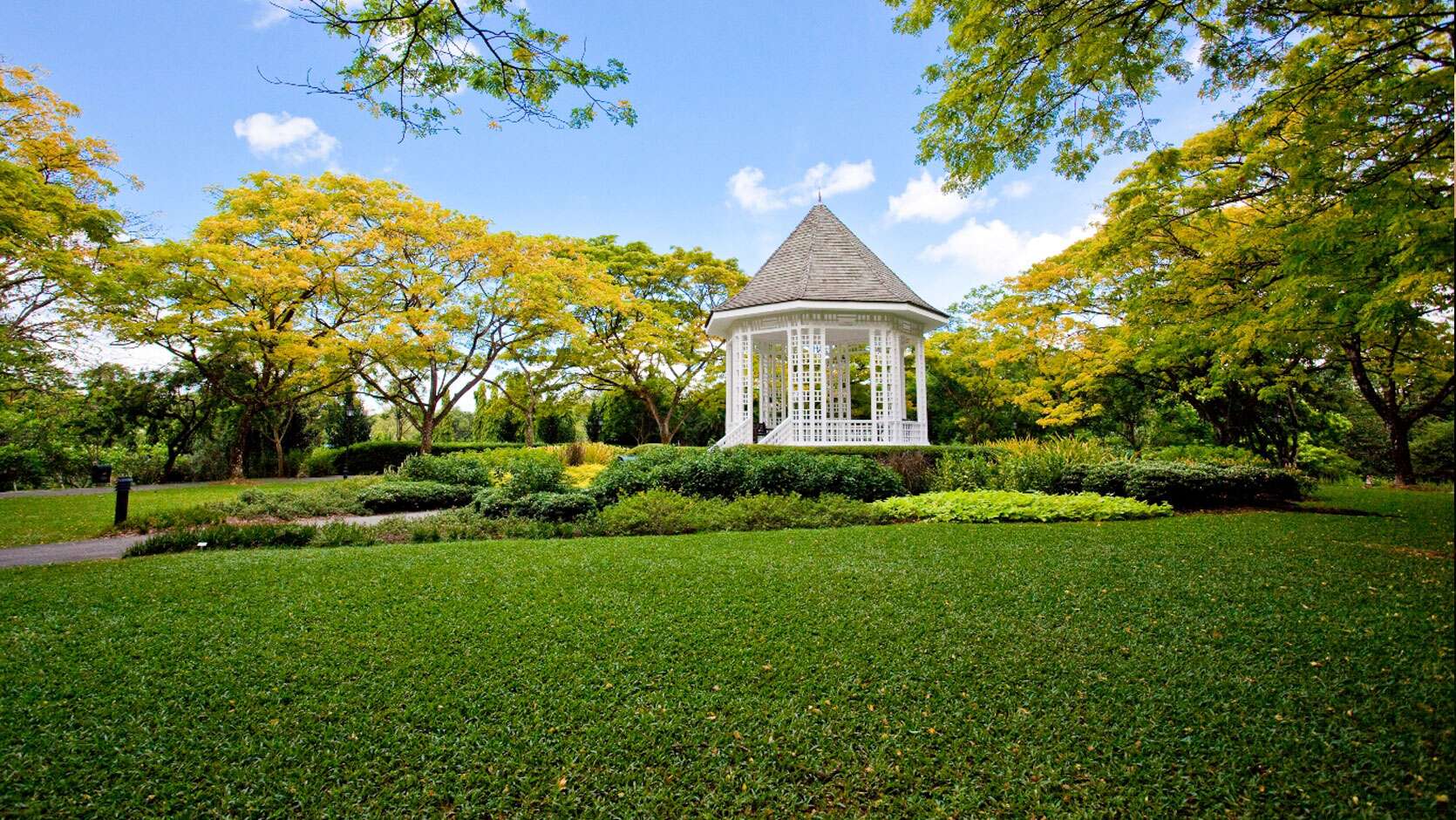 Singapore Botanic Gardens: 10 Must-See Attractions