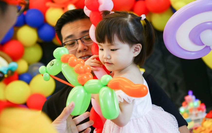 Balloon Sculpting 101: 10 Easy Designs for Beginners