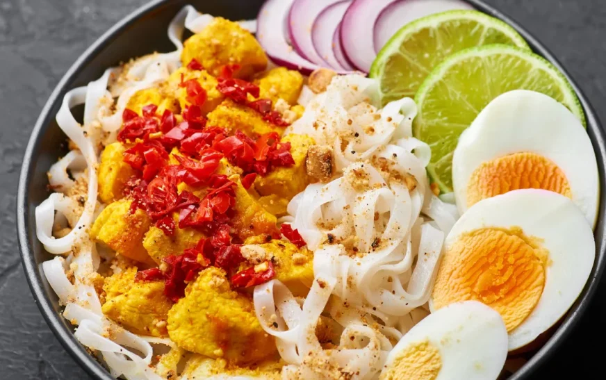 Food from Myanmar: 10 Essential Dishes You Must Try