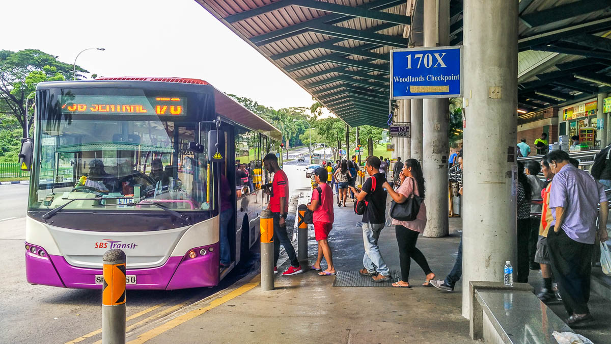 How to Take a Bus in Singapore: A Complete Guide for Locals and Tourists