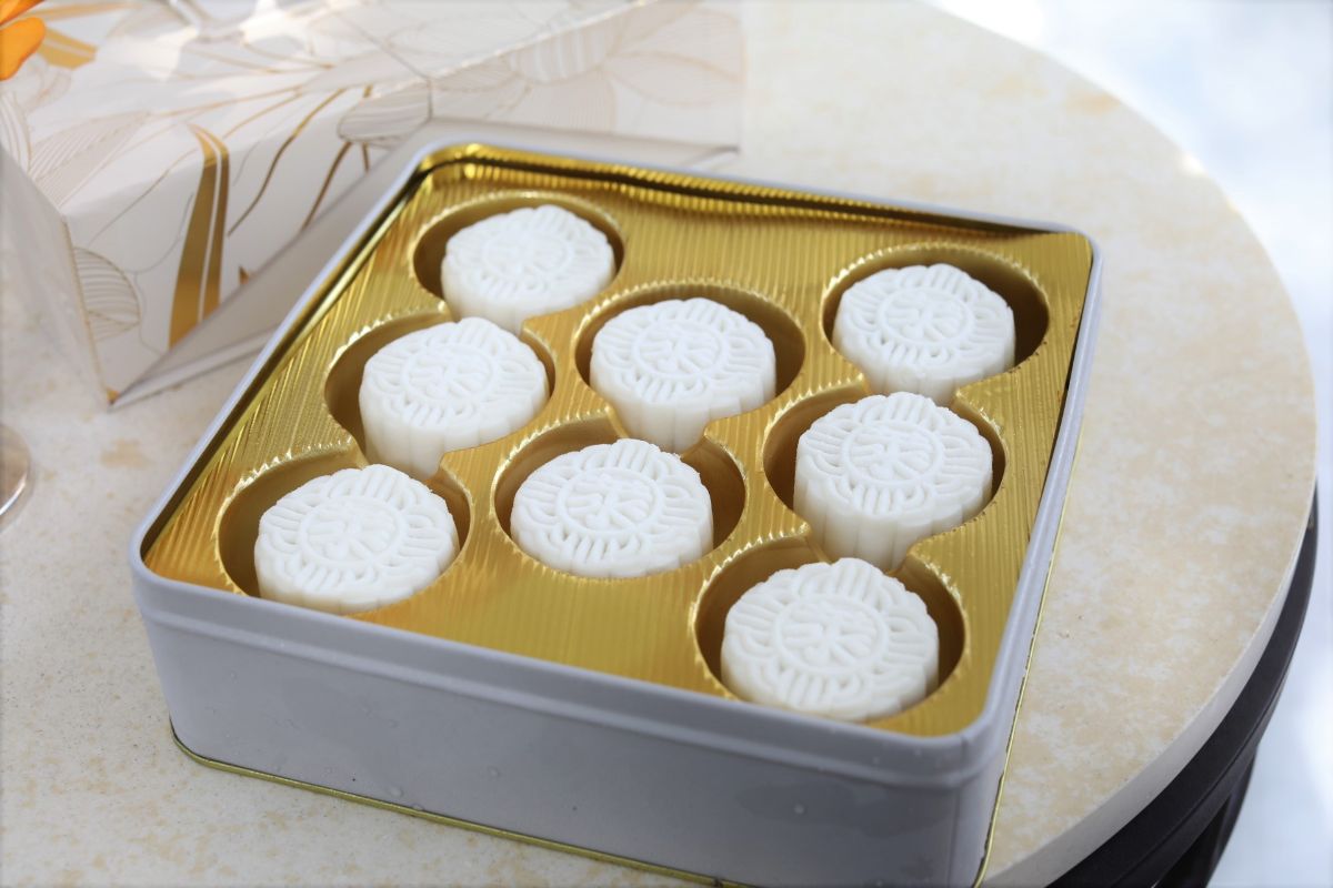 10 Reasons Raffles Hotel Snowskin Mooncake is the Ultimate Luxury Treat